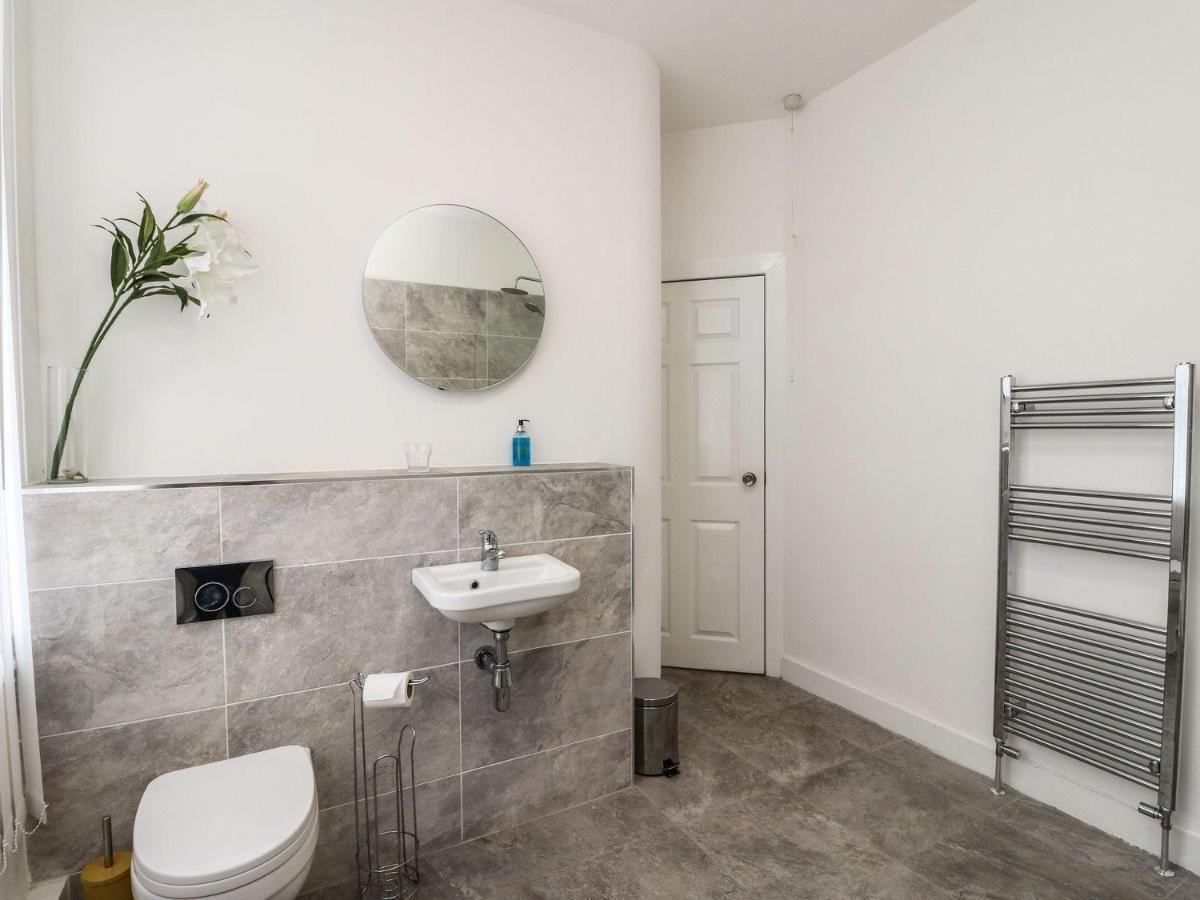 Annielea Is A Cosy 3 Bed Cottage In Helensburgh Luaran gambar