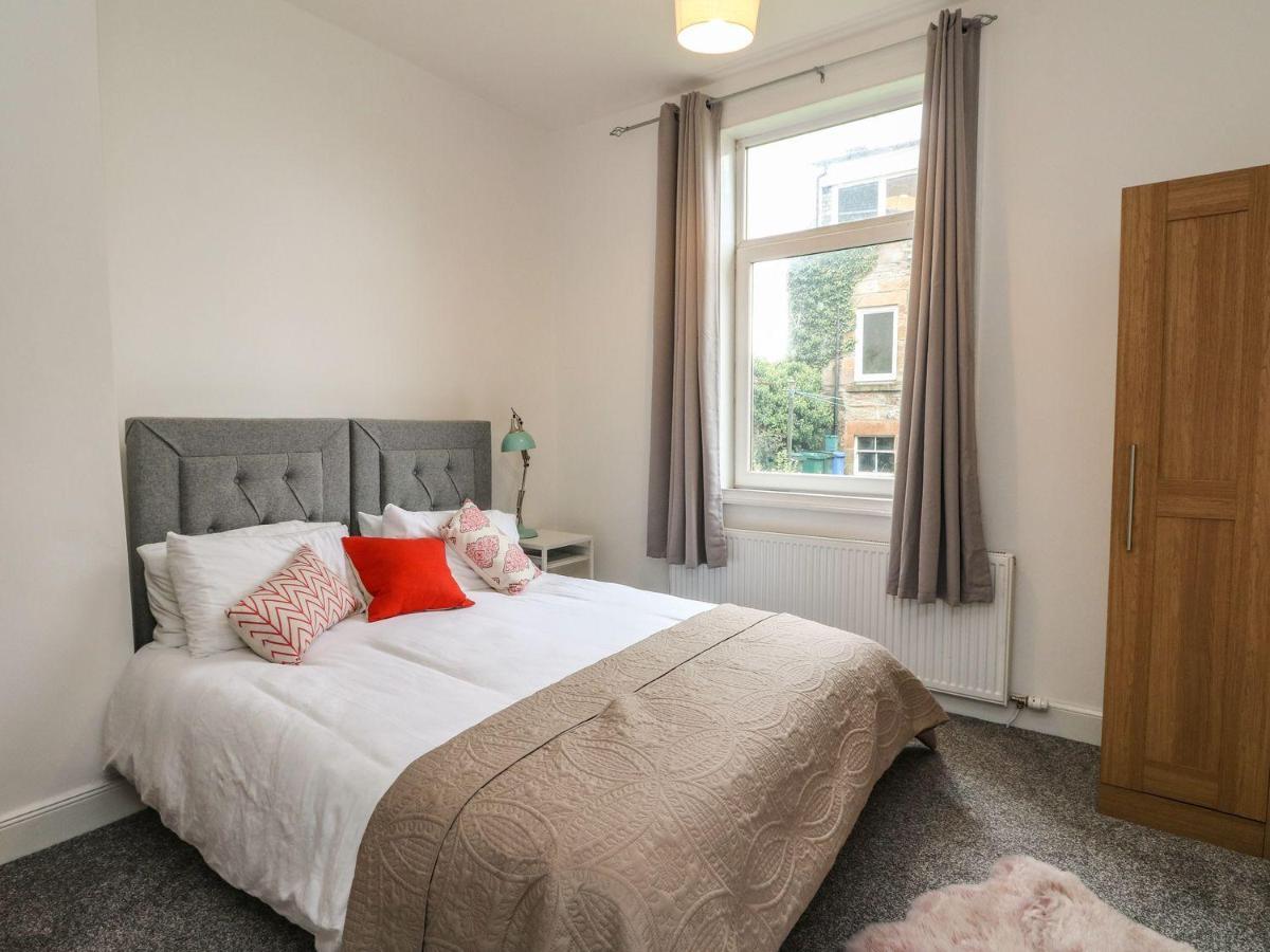 Annielea Is A Cosy 3 Bed Cottage In Helensburgh Luaran gambar